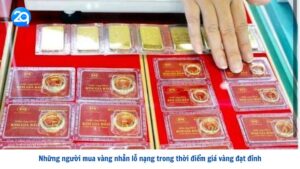 Nhung nguoi mua vang nhan lo nang trong thoi diem gia vang dat dinh
